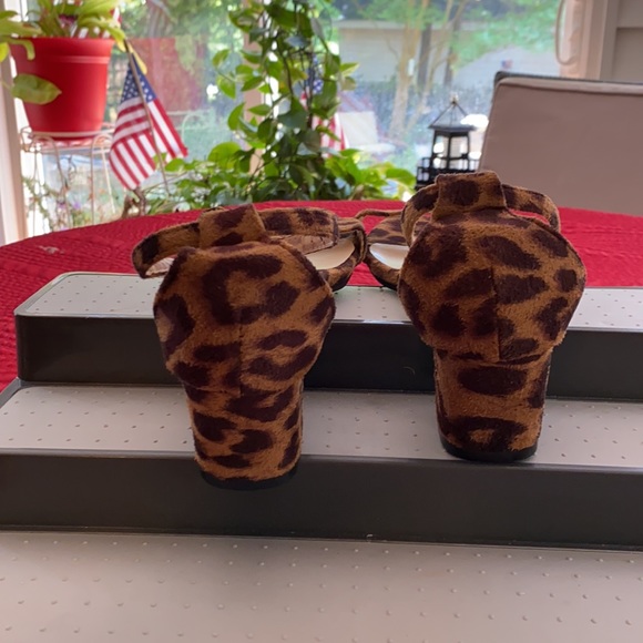 Ladies shoes - Picture 2 of 4
